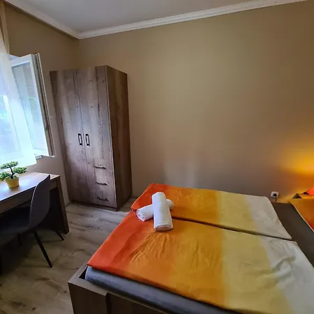 Vízparti Nyaraló